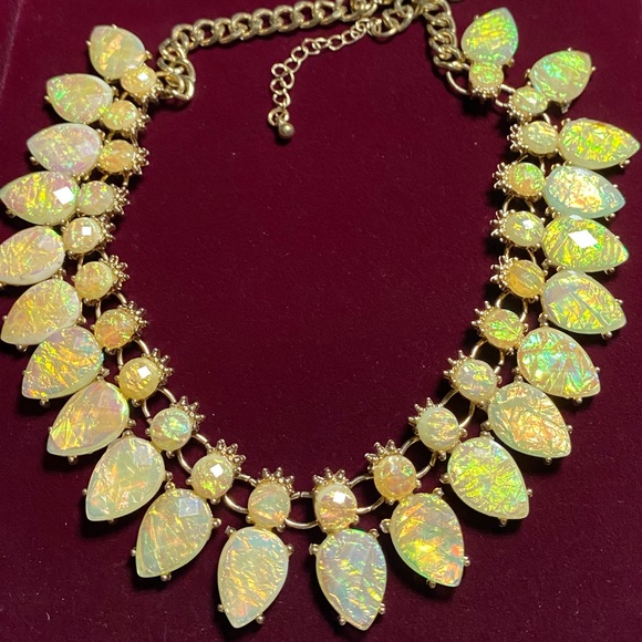 Opal like Necklace 😊💛 - Picture 2 of 7